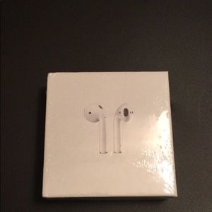 AirPods